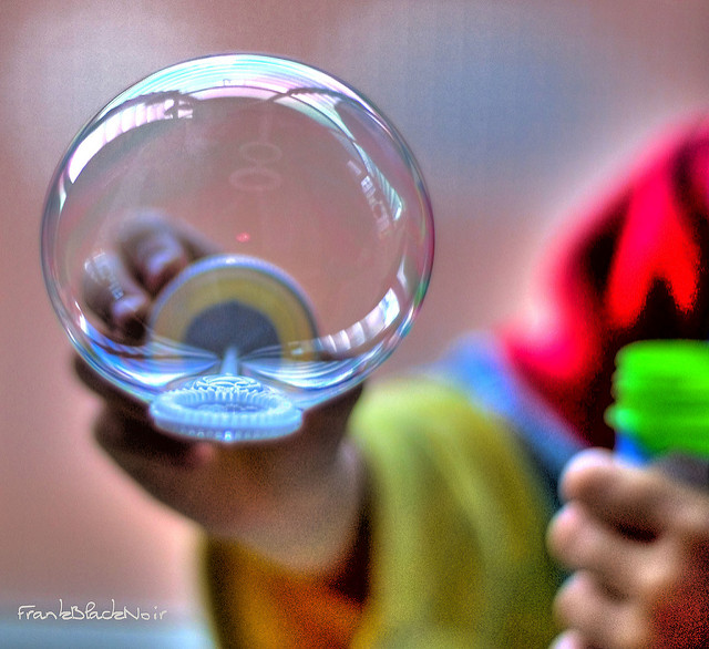 How to Spot a Bubble Photo by Frank Black Noir